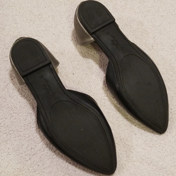 American Eagle Outfitters black and silver flats - Picture 5 of 5